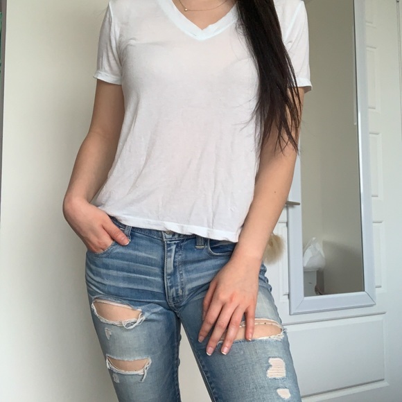 Brandy Melville V Neck Short Sleeve - Picture 2 of 4